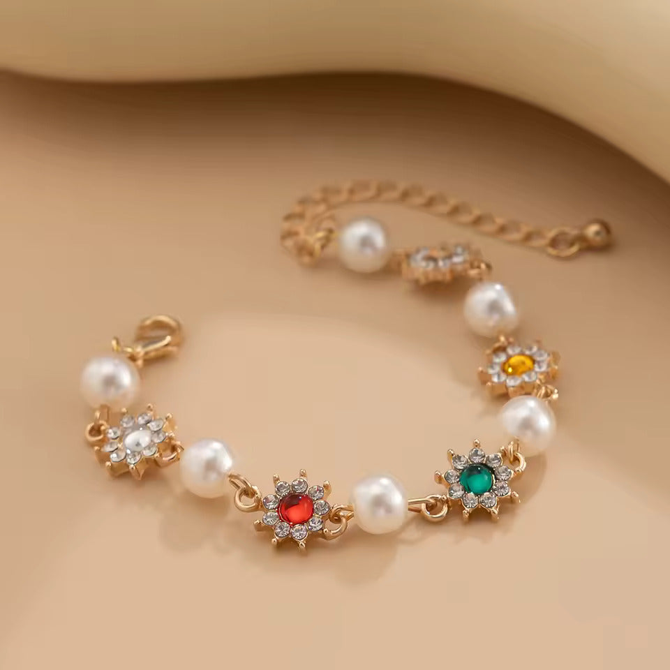 Daisy Pearl Bracelet