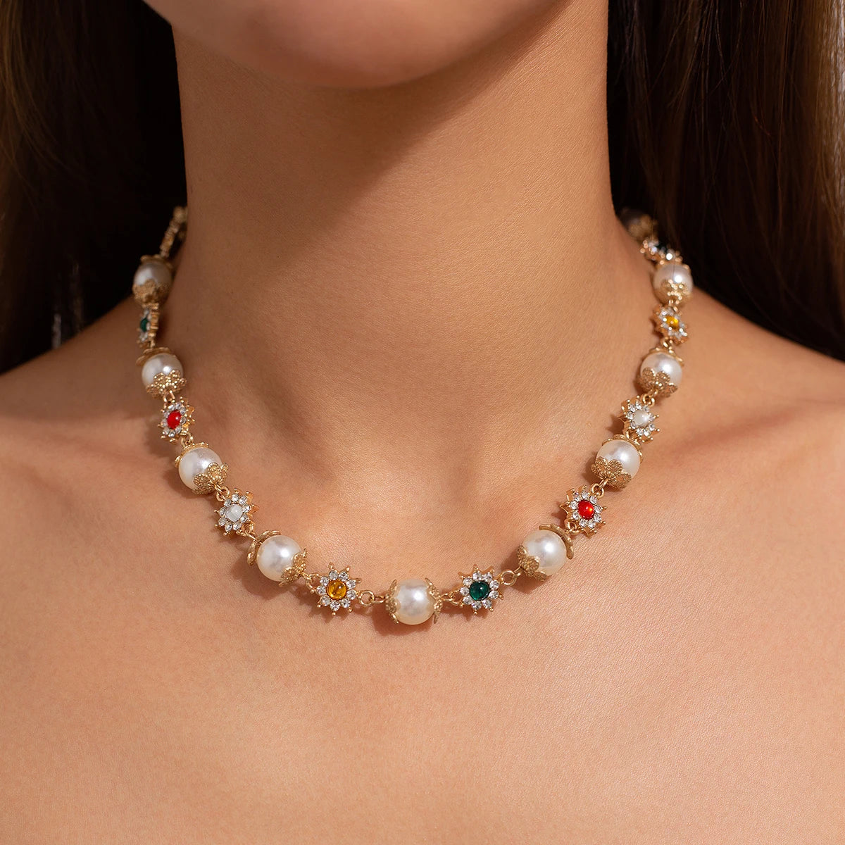 Daisy Pearl Necklace